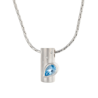 NECKLACE IN WHITE GOLD 18K  0.04ct DIAMOND AND TOPAZ